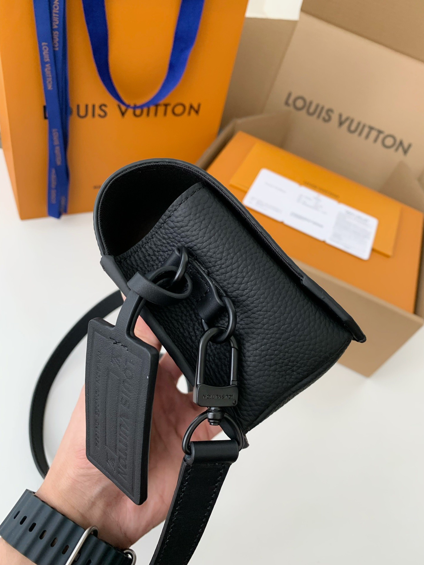 LV FLAP 17.3*12*7cm