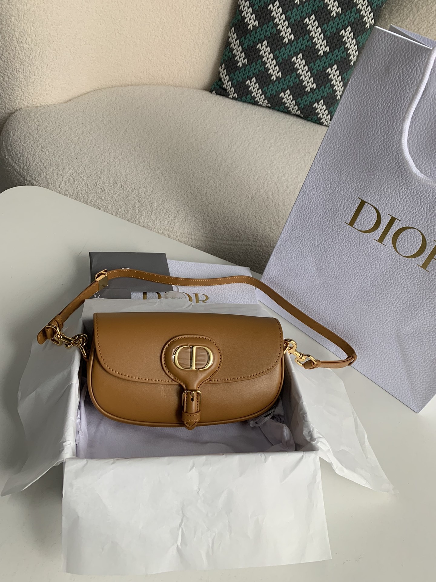 DR Bobby East-West Armpit bag Size:21*5*12cm（Multiple colors）