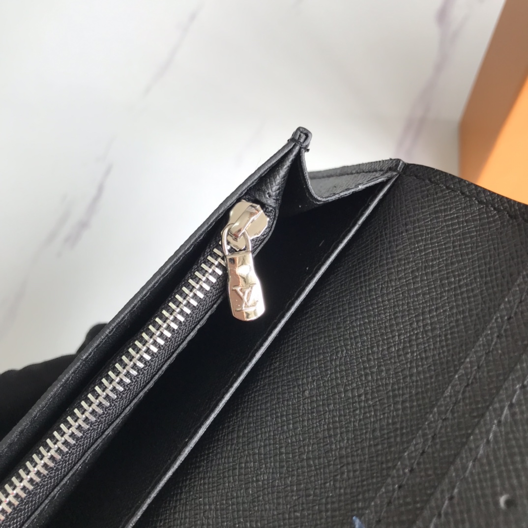 Long Wallet 7.5″x3.9″x0.8″ BB-918000144