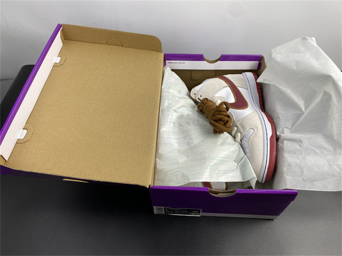 NK SB Dunk High Sail Bright Crimson CV9499-100