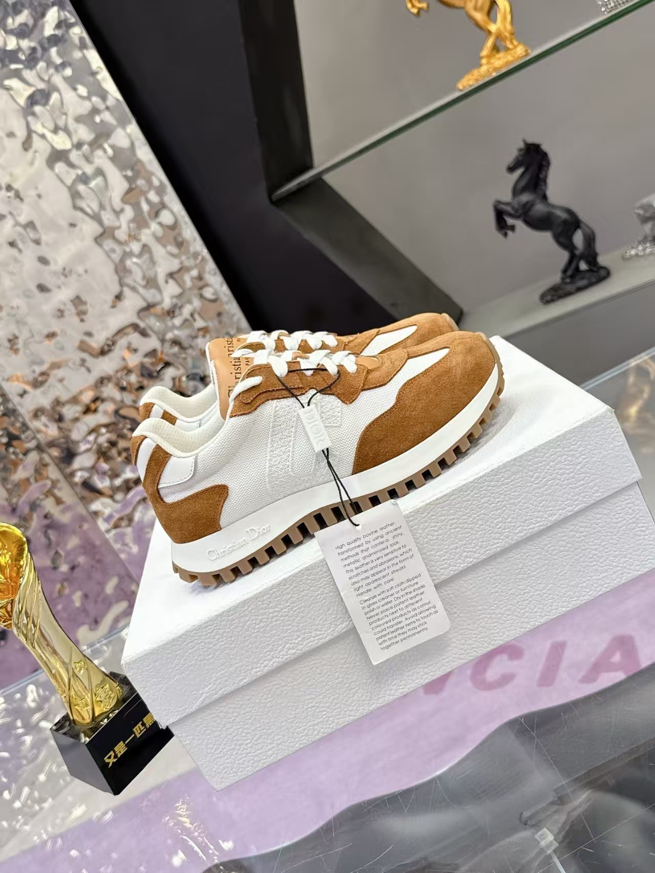 DR Sneaker（Women's style）