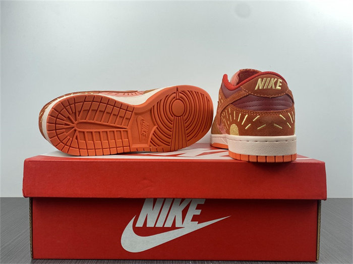 NK Dunk Low NH Winter Solstice DO6723-800