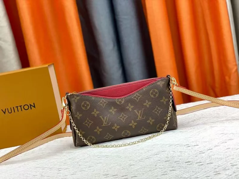 6 colors 9.1″x5.1″x2.0″ Chains Full-grain leather Woman’s Handbag with straps BB-918000801
