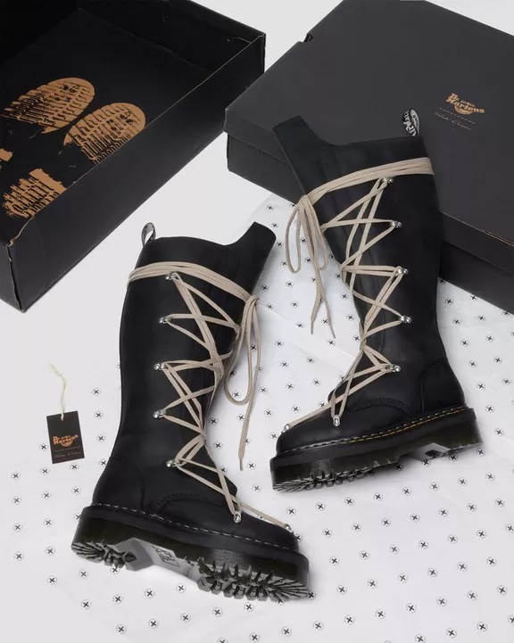 1B60 Rick Owens Pentalace Boots