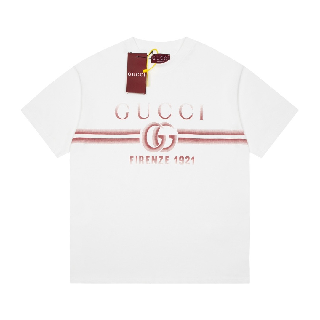 GUC Gradient Letter Logot shirt