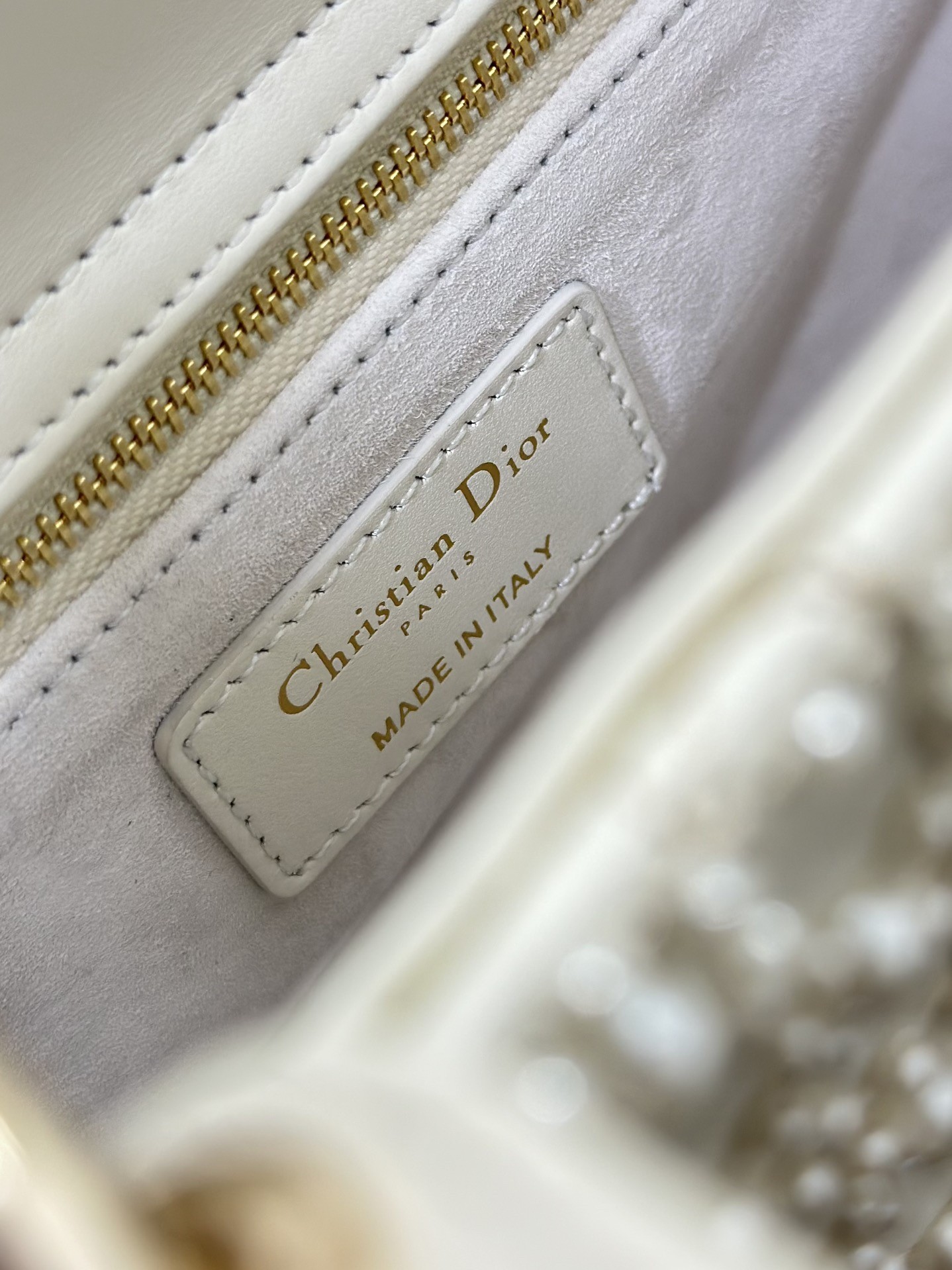 DR Shoulder bag M0538 20x16.5x8cm