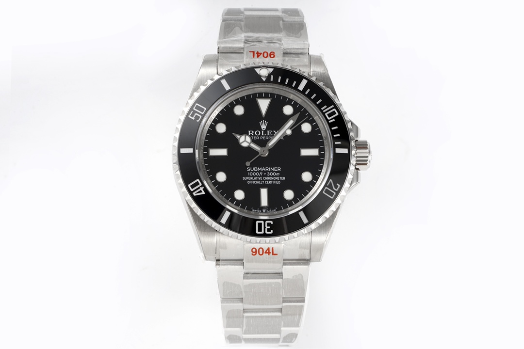 Upgrade: 168031-992811 – Black Submariner 40mm Submariner with Caliber 3130