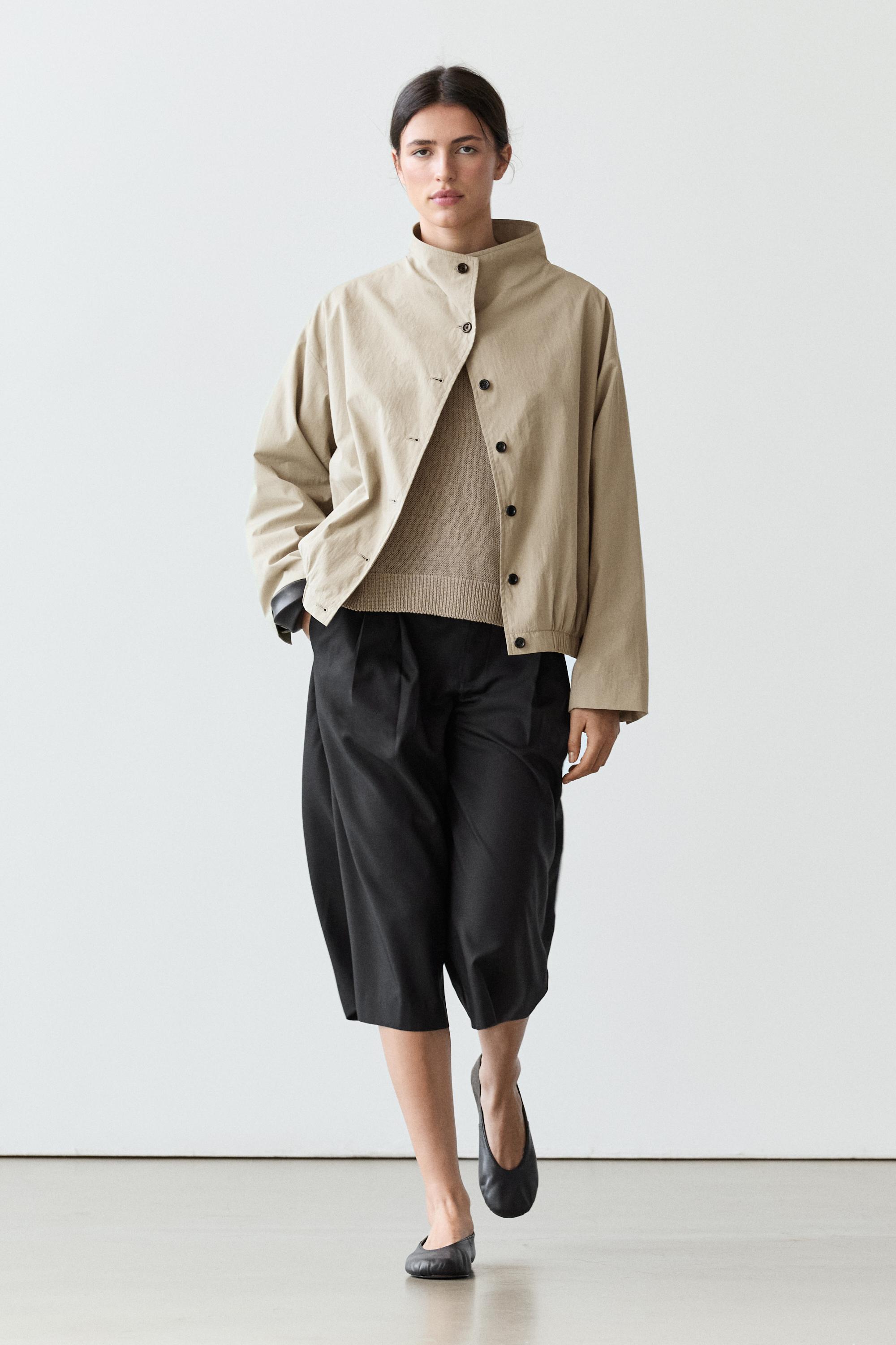 Chaqueta bomber cuello chimenea