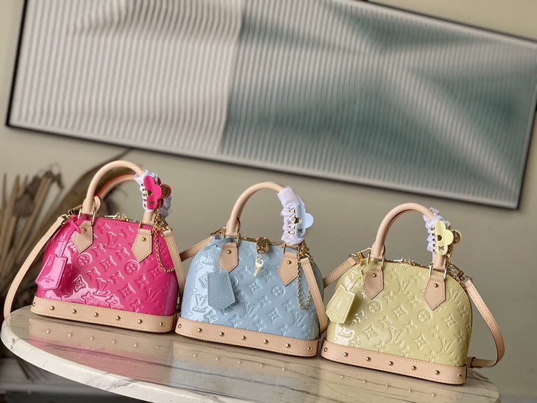 LV Handbag 23.5x17.5zx11.5cm