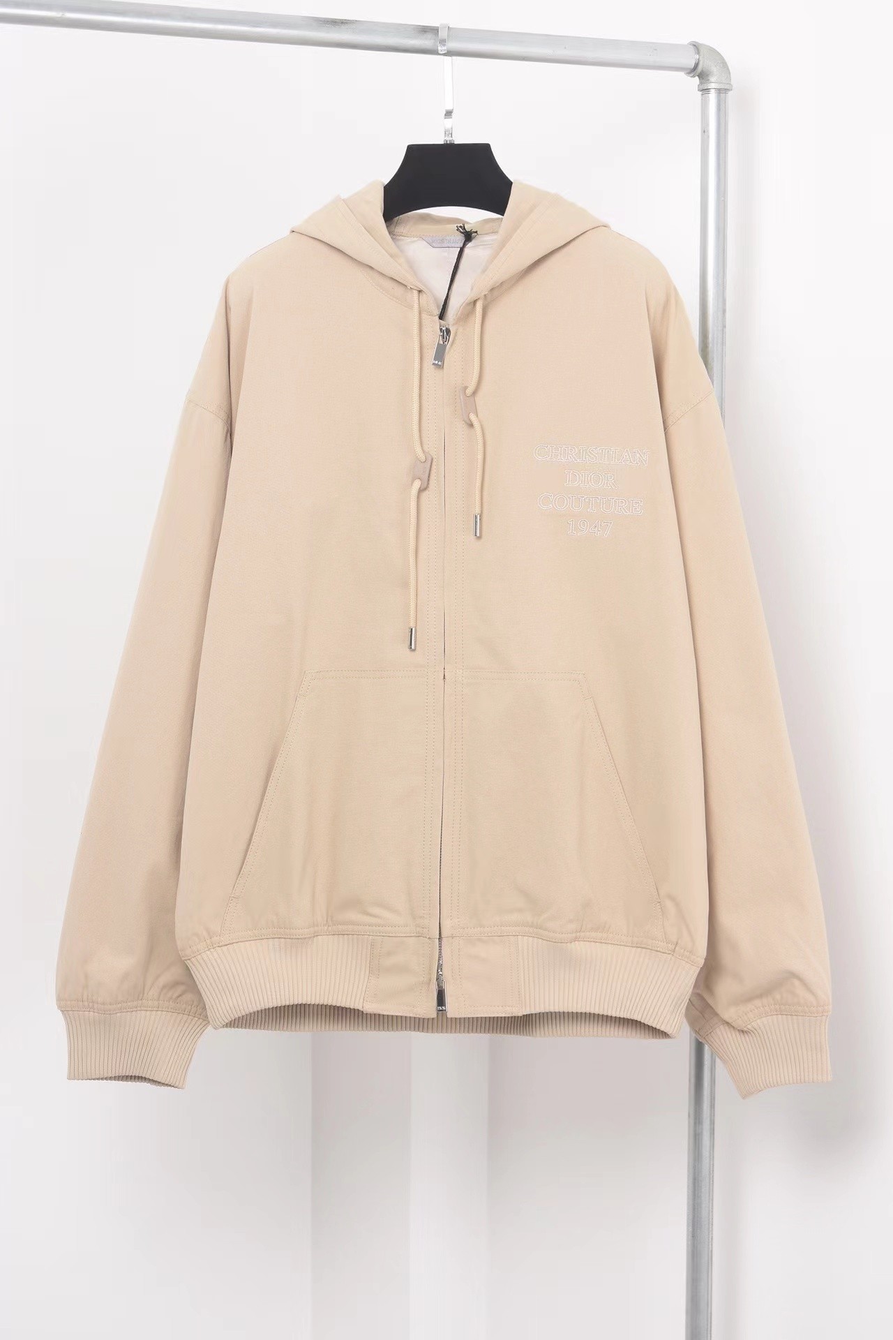DR monogram embroidered zip-up hooded jacket