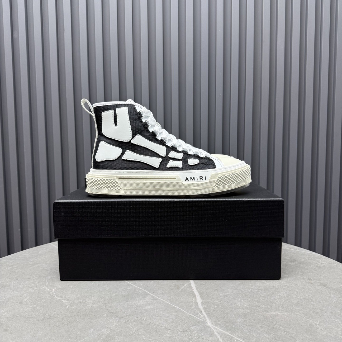 AMR High tops