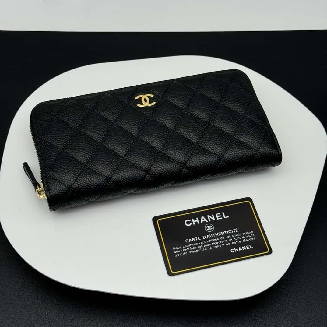 [Chanel] Classic Long Zip Wallet ★ Caviar Leather x Gold Hardware