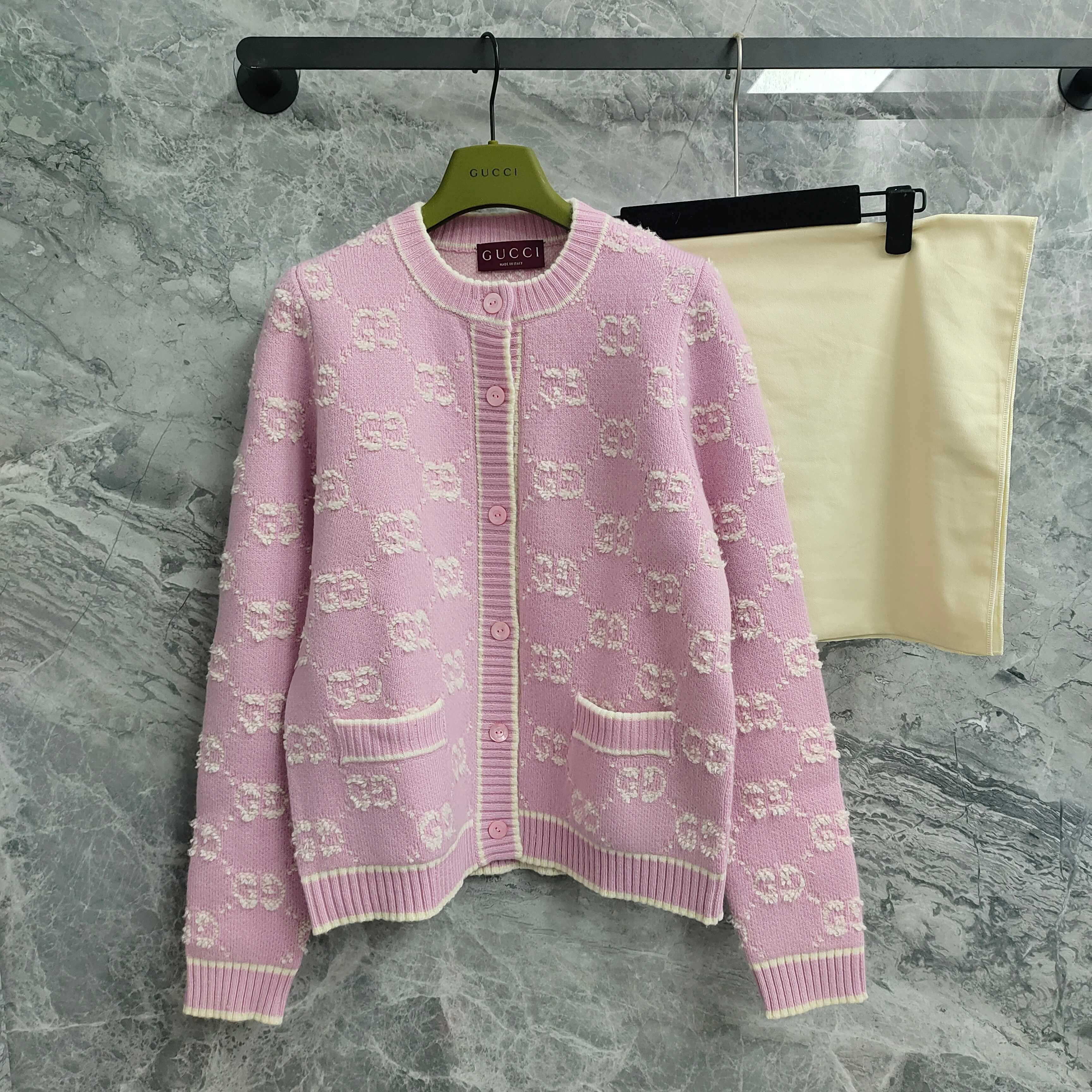 GUC Knitted cardigan