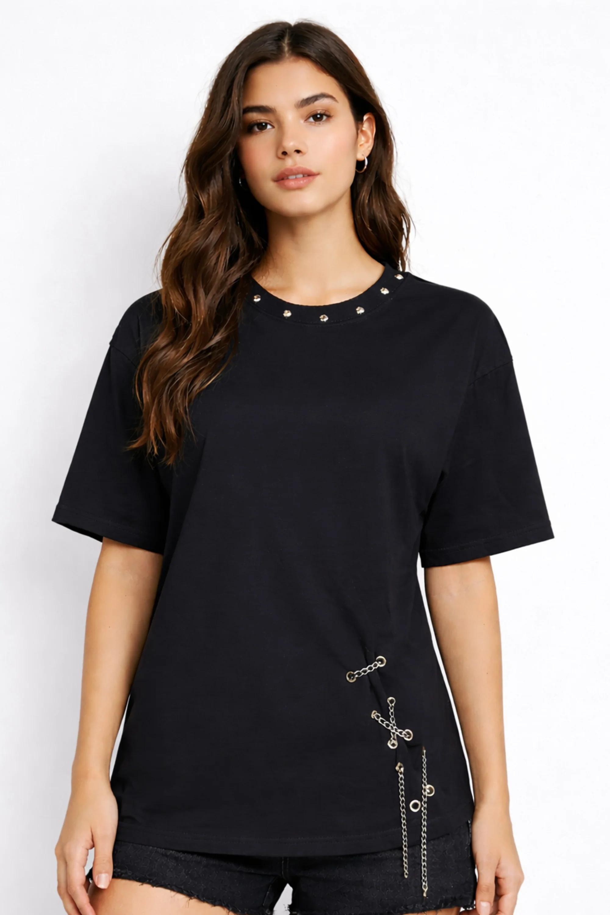 Obsidian Chain Muse Tee