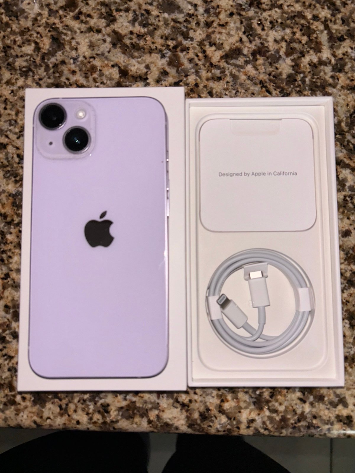 iPhone 14 6W69