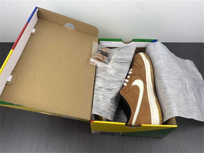 NK SB Dunk Low Pro Dark Russet DH1319-200