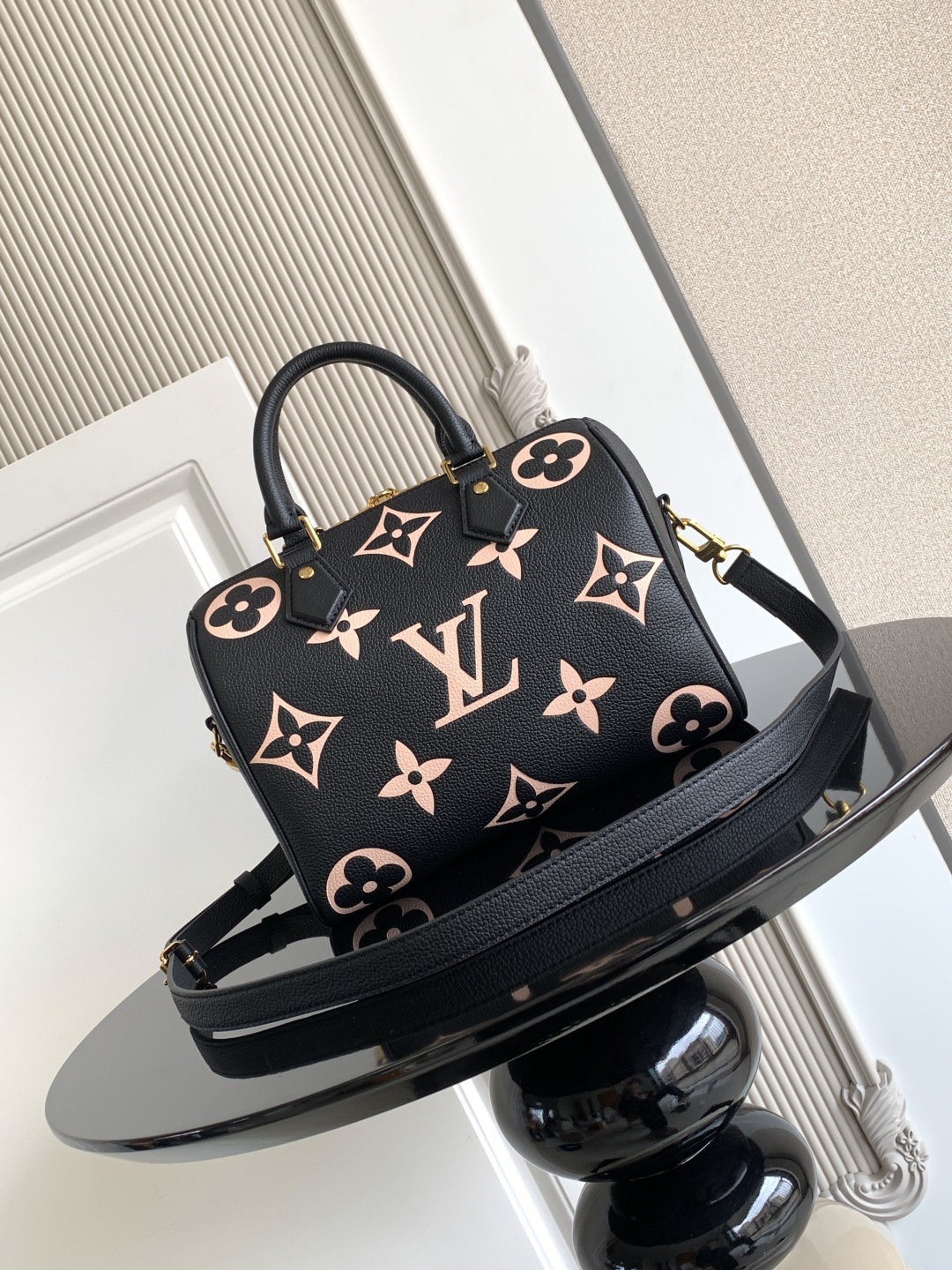 Louis Vuitton Speedy Bandoulière 25 Women Bags M58947