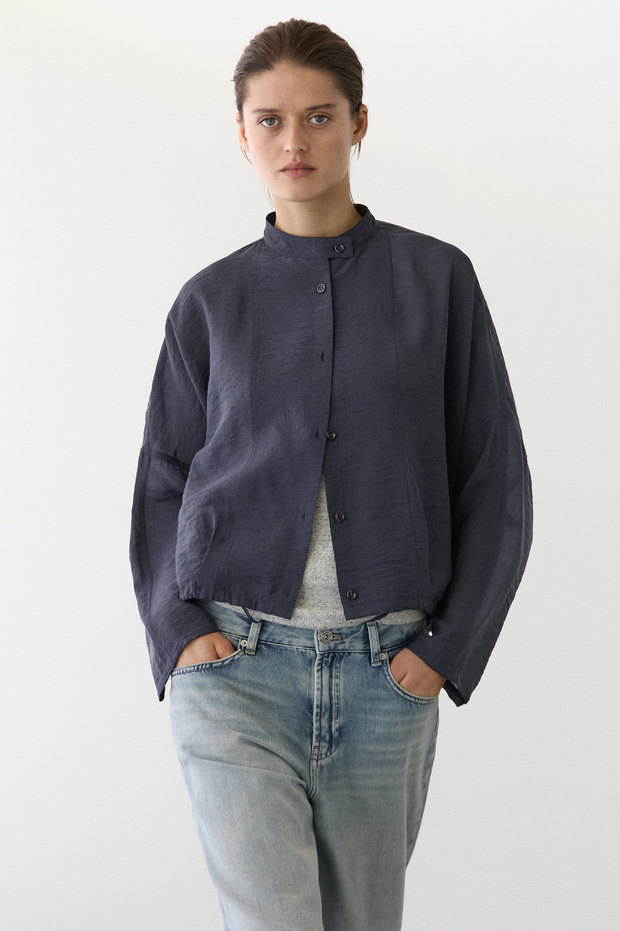 Bomber cuello mao detalle botones