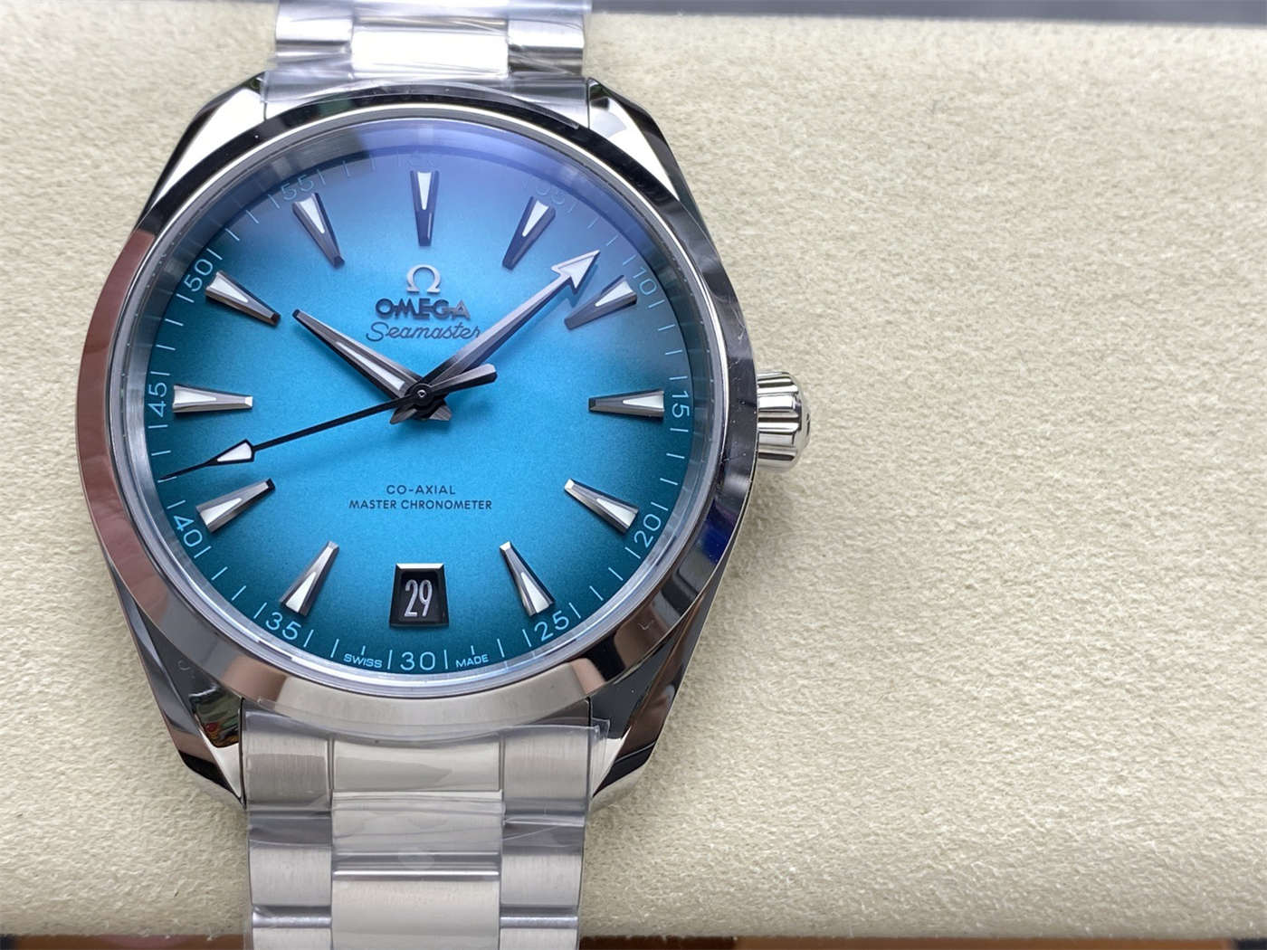VSF Aqua Terra 150M 38mm “Shades” – Atlantic Blue Dial (VS8800 Super Clone)