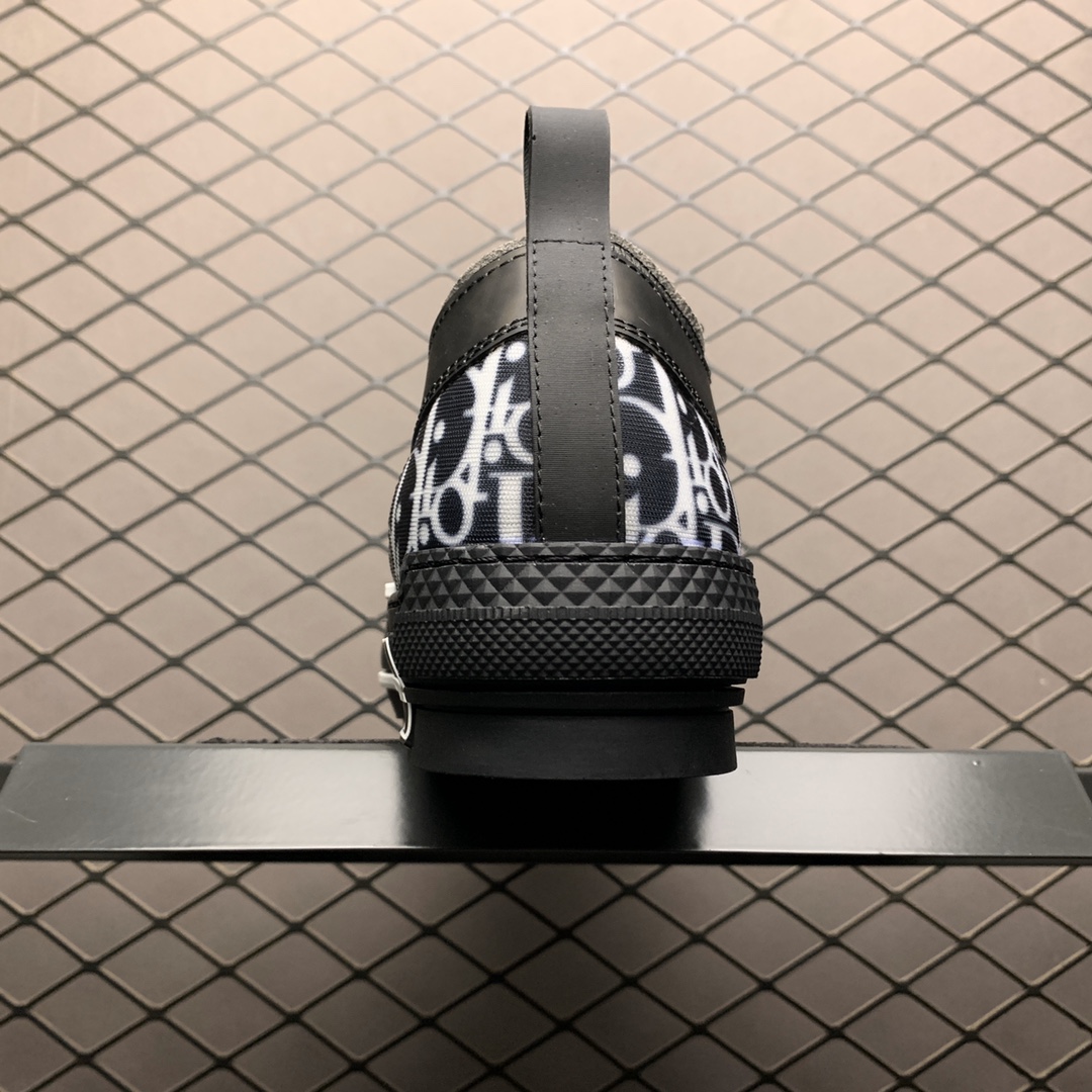 DR B23 Sneaker