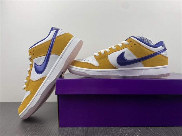 NK SB Dunk Low Laser Orange BQ6817-800