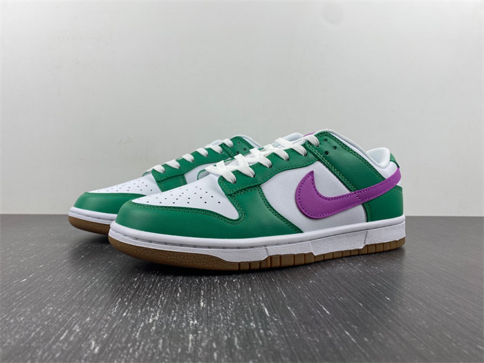 NK Dunk Low White Stadium Green Fuchsia  FD9922-151