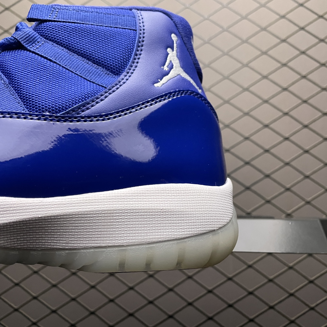JRD 11 Retro blue AT7802-115