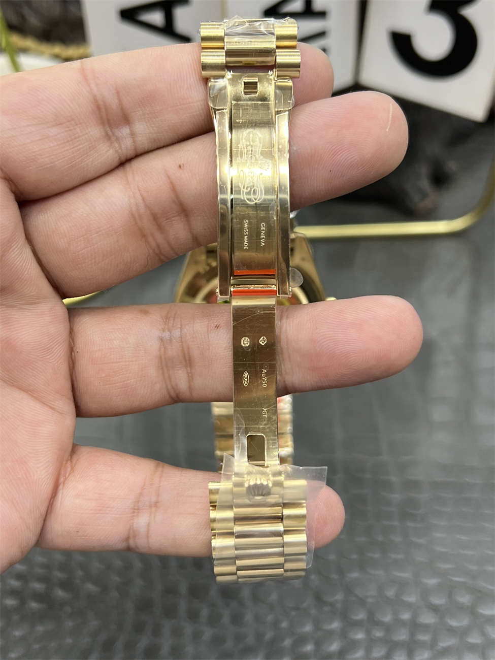 Rolex Day‐Date QF Factory 184g Replica – Black Dial, Full-Weight