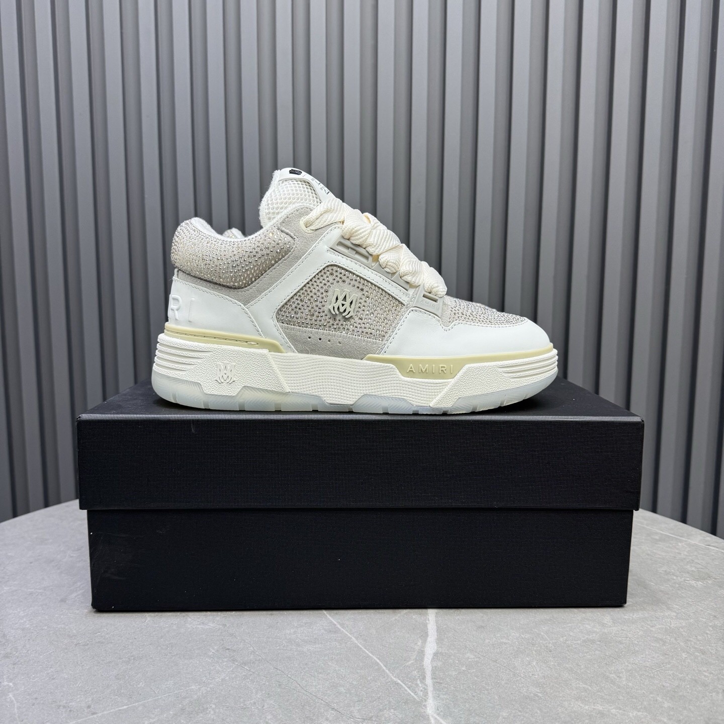 AMRI MA-1 low top sneakers