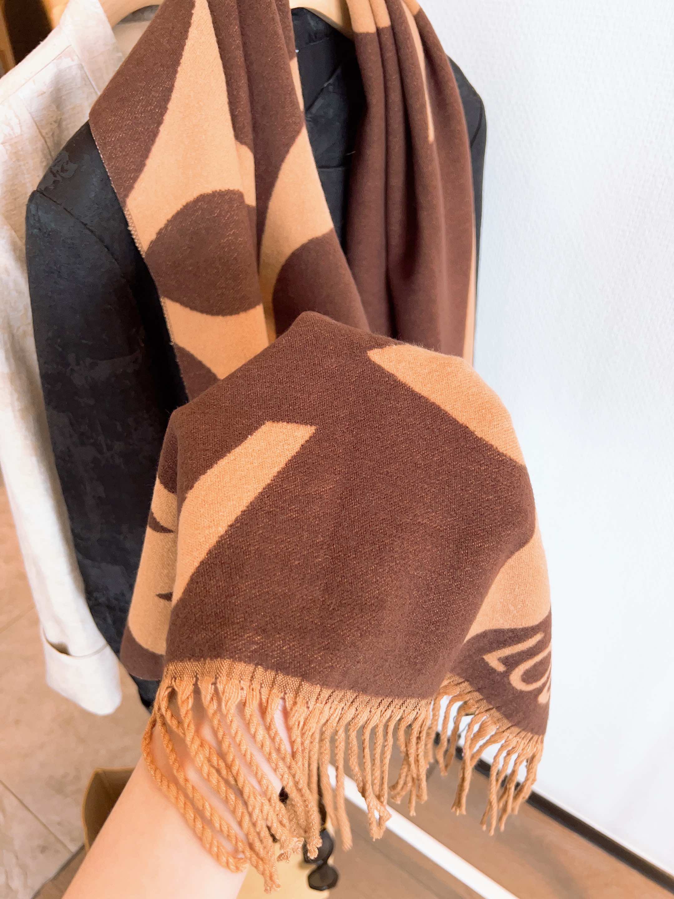 180*65cm Fashion Rabbit Velvet Scarf WJ-985119