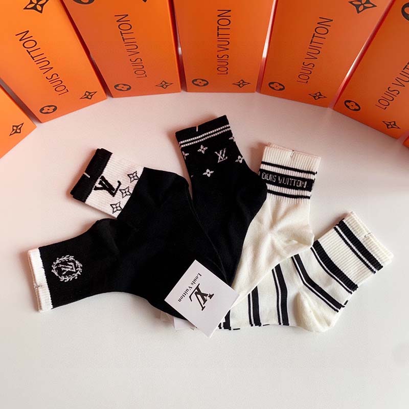 Set of 5 Pairs of Cotton Breathable Crew Socks WZ-924000241