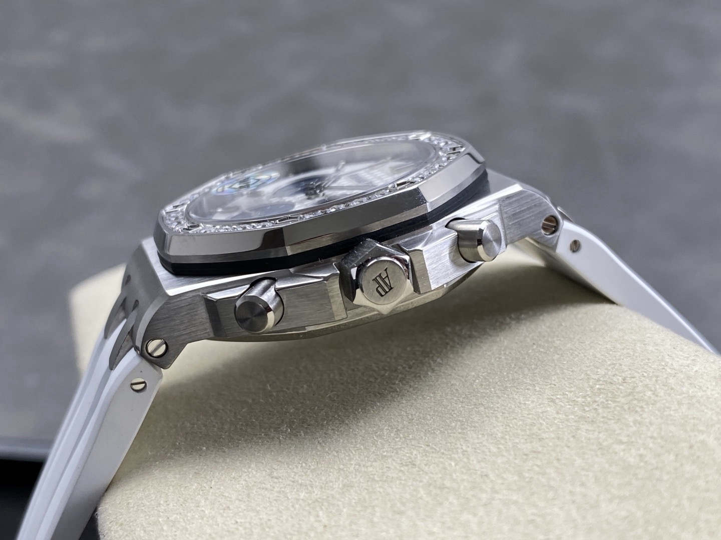 APS 37mm Royal Oak Chronograph (Mechanical Dandong 4801)