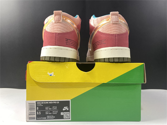 NK Dunk Mid Social Status Free Lunch Strawberry Milk DJ1173-600