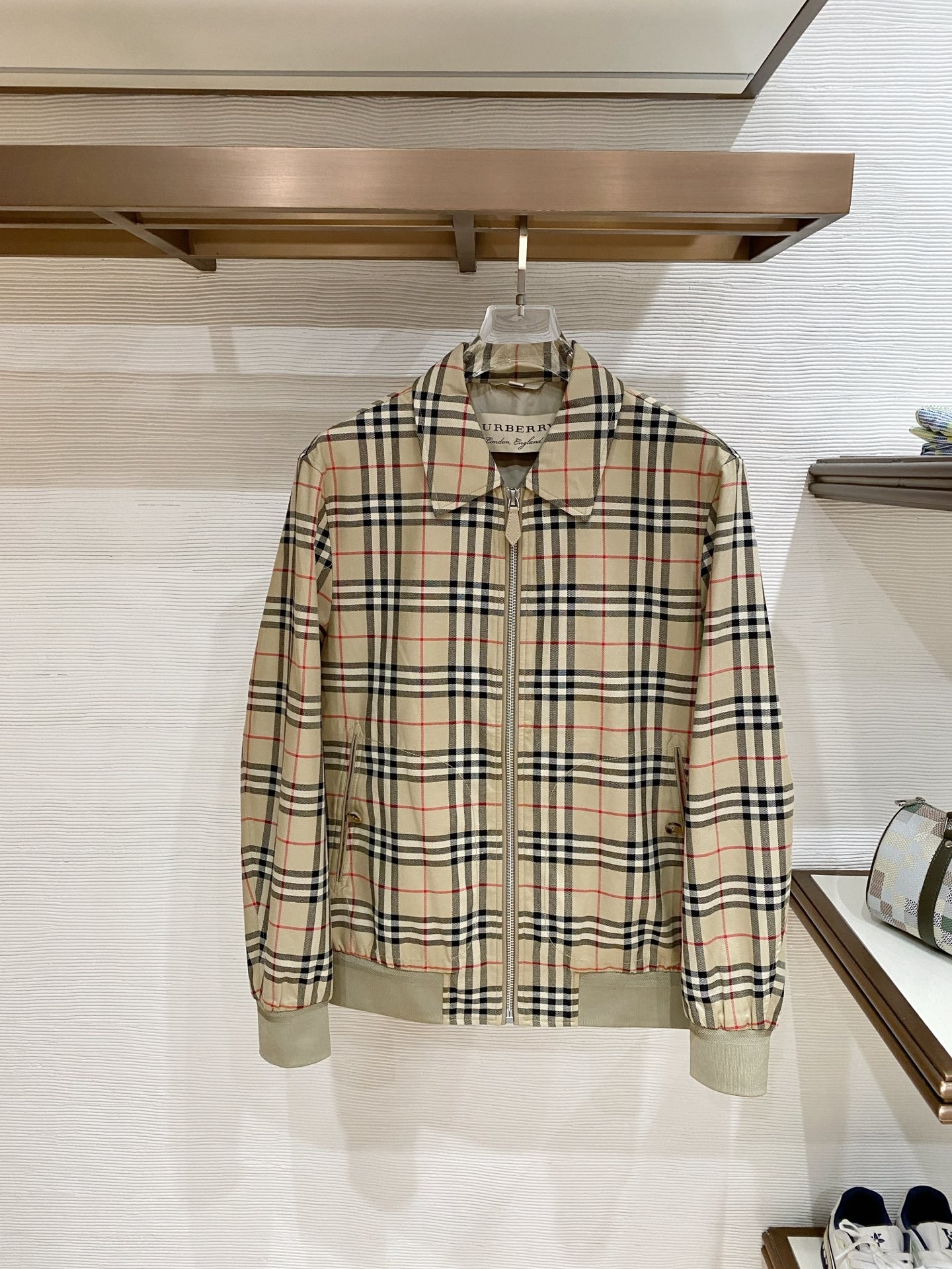 B B R Jackets