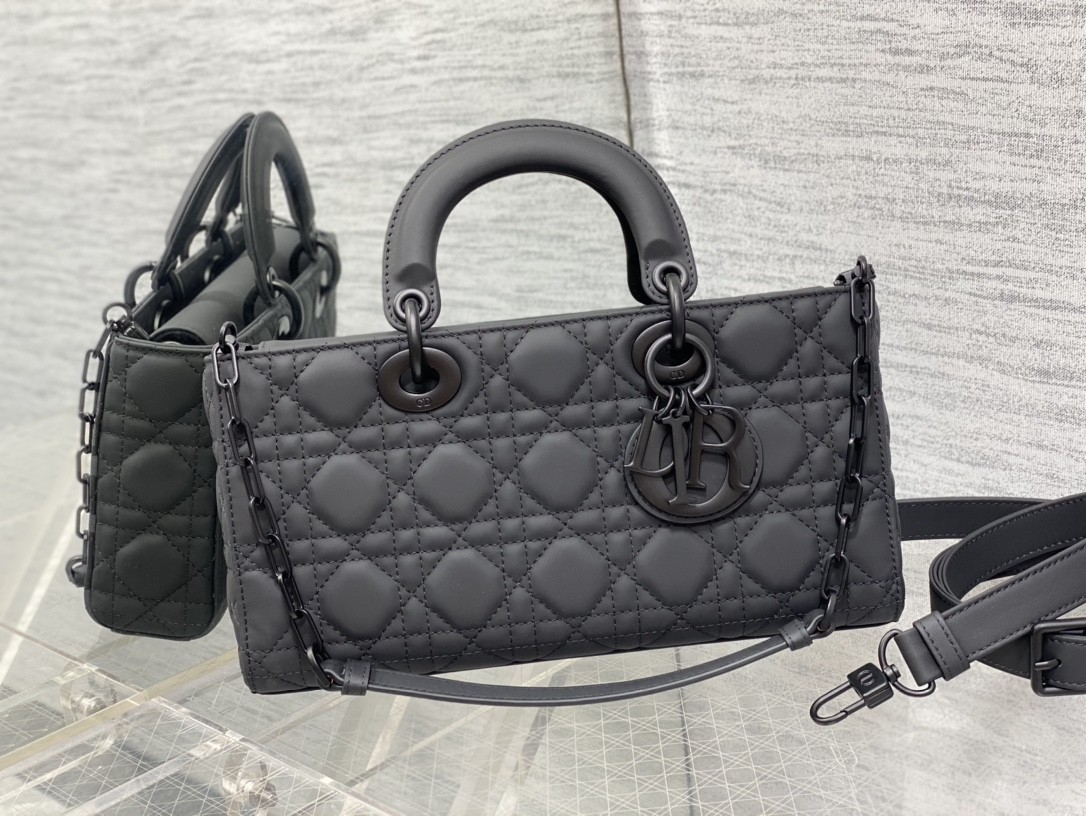 DR Shoulder bag 26x6x14cm