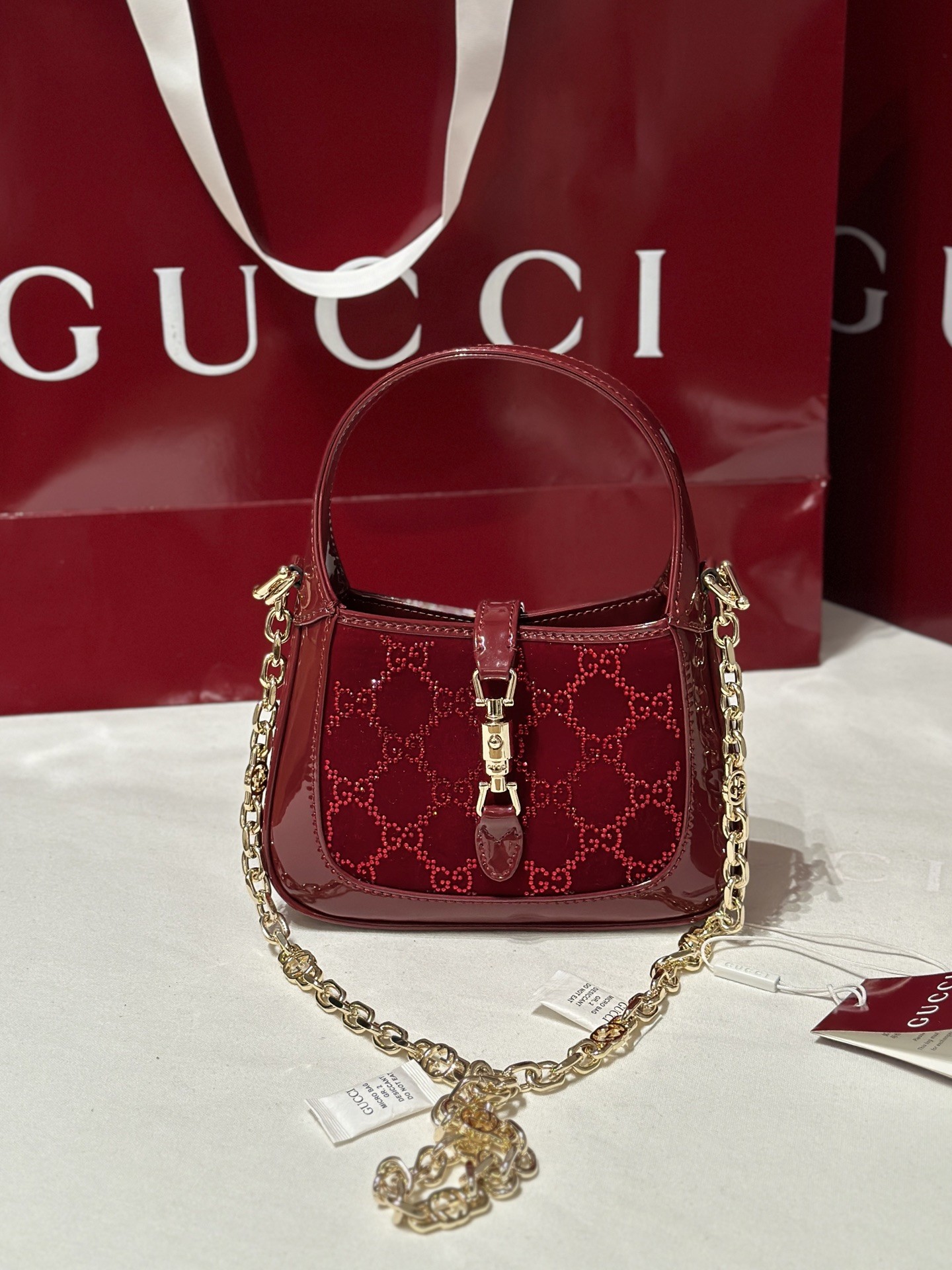 GUC Shoulder bag 19x13x4cm