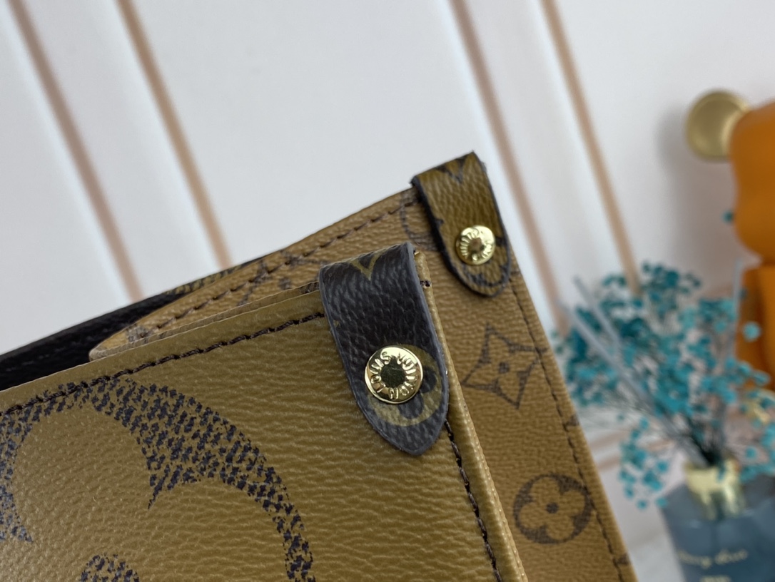 Woman’s Handbag 13.4″x10.2″x5.9″ BB-918000100071