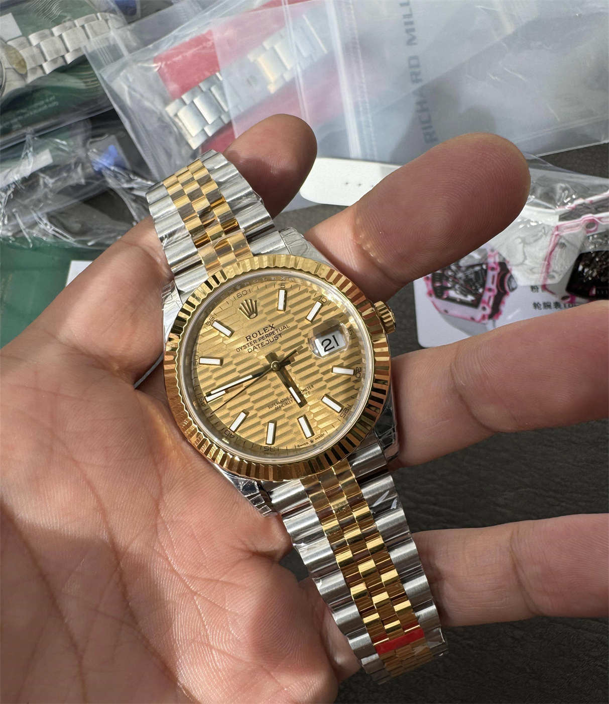 Rolex Datejust 41 Two Tone Replica – VS Factory M126333-0022 with Dandong 3235 Movement