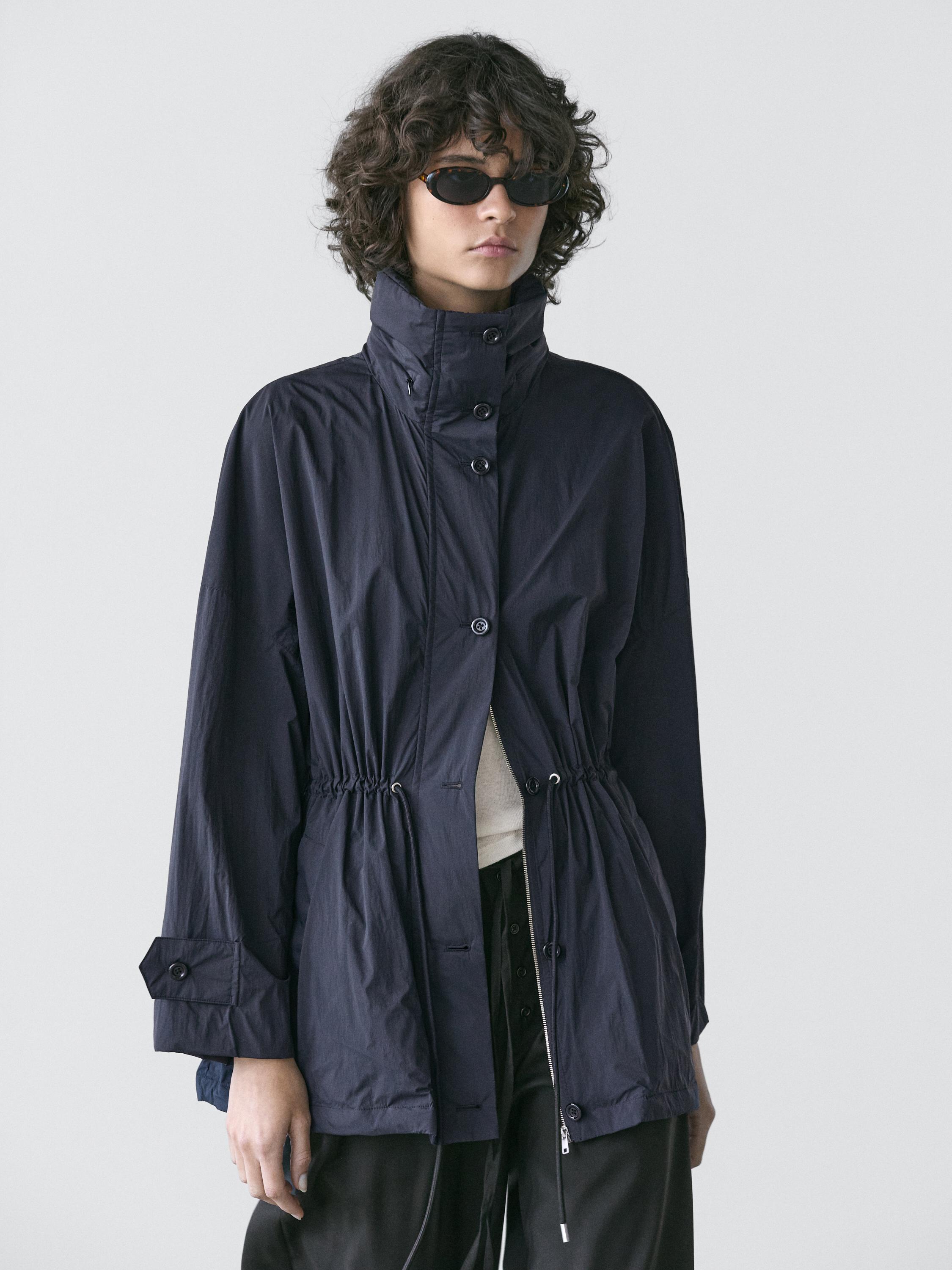 Parka tejido técnico