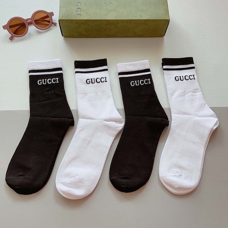 Set of 4 Pairs of Cotton Anti-bacterial Crew Socks WZ-924000164