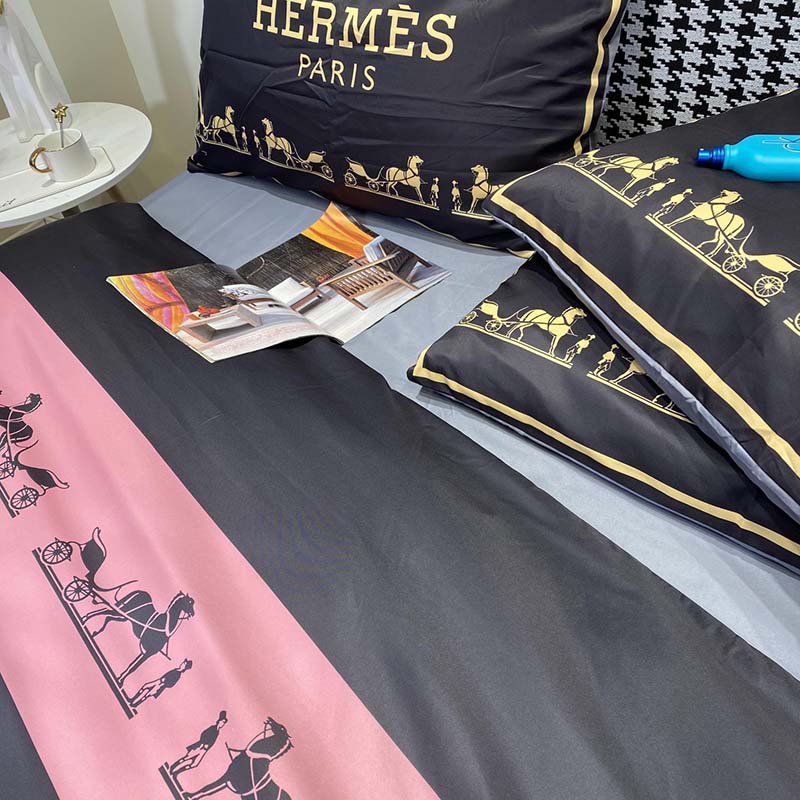 Fashion Pure Silk Digital Pink Bedding Sets(1 Quilt,1 Sham,1 pillow cases)SJT-986044