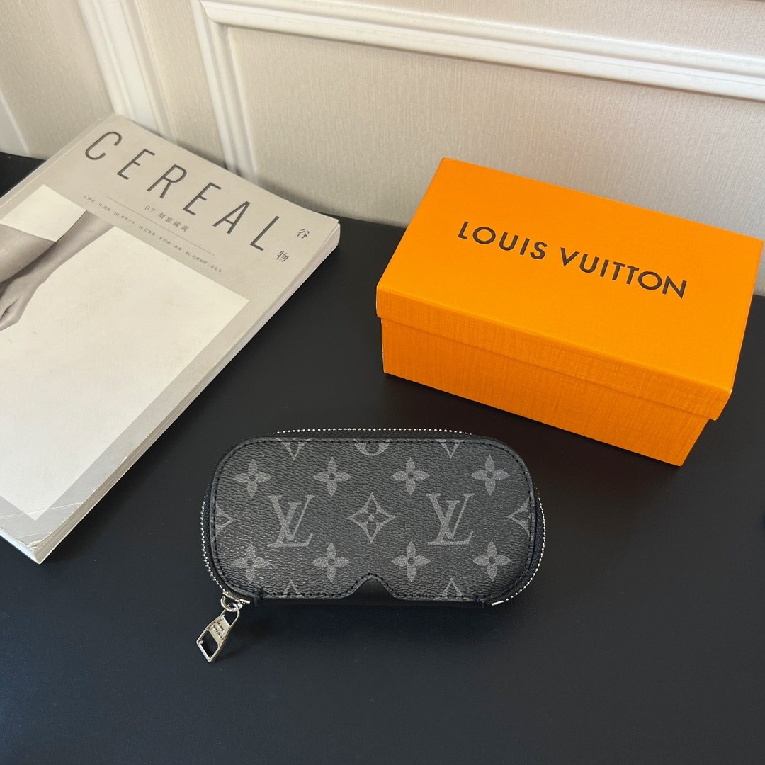LV Glasses case
