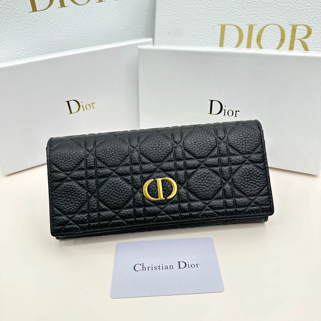 [Dior] Spring/Summer 2025 New Collection: Elegant presence and sophisticated style