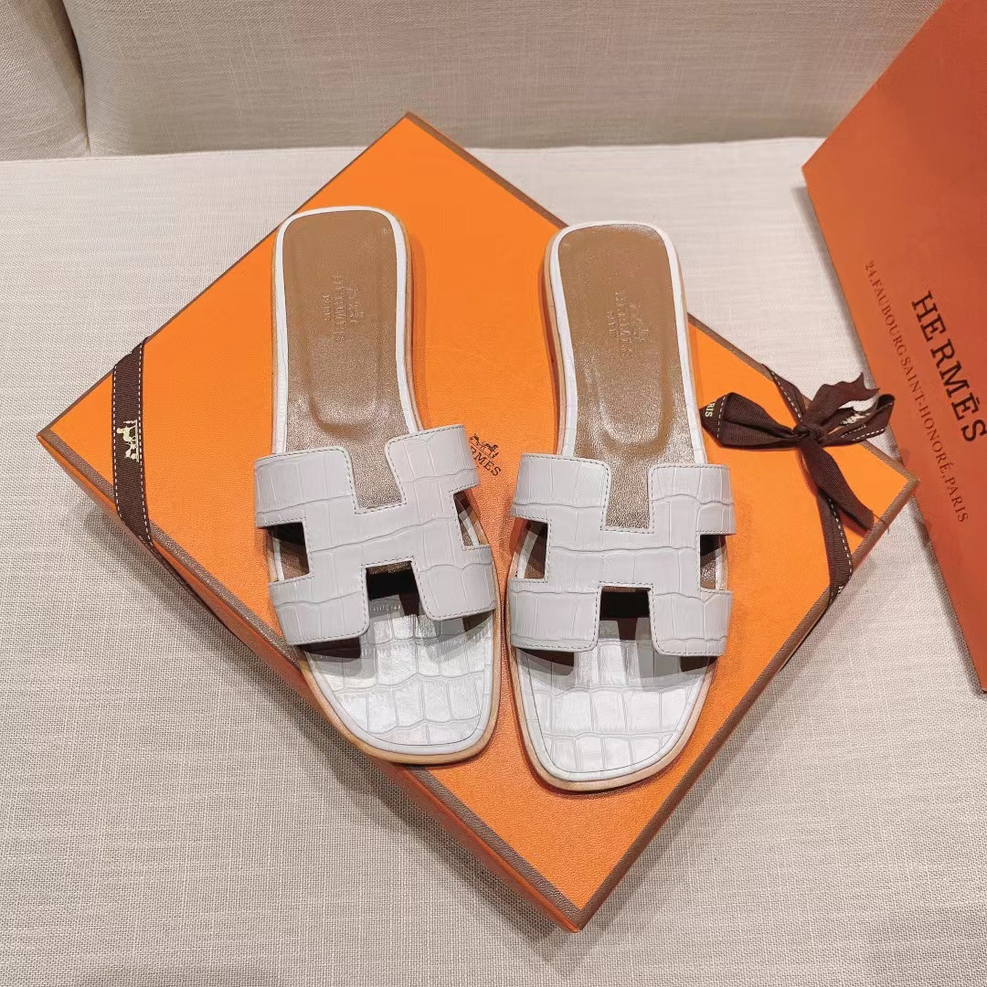 Classic Sandals With Open Toe LX-872139