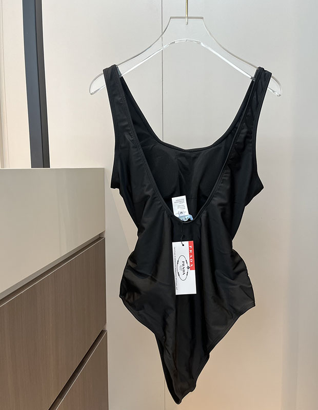 Classical Backless One-piece Swimsuit with Belt YY-925510