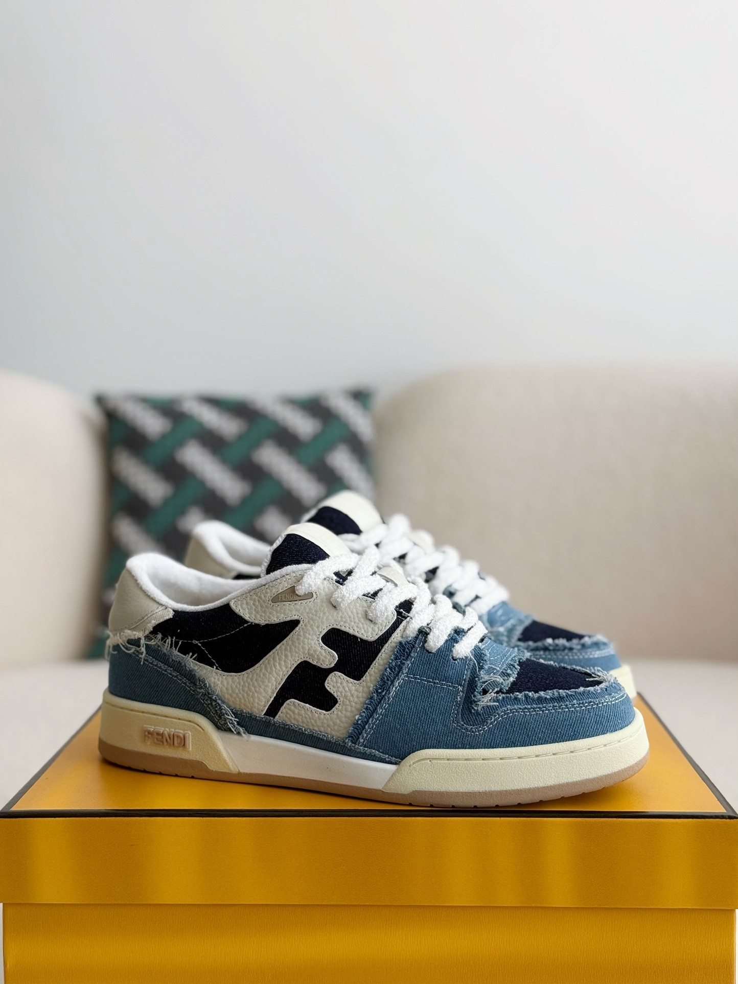 FEND Low-top denim shoes
