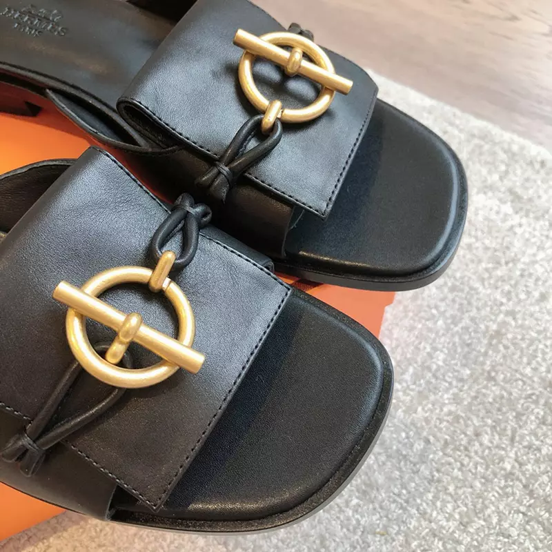 Fashion High Quality Real Leather Slippers LX-872310