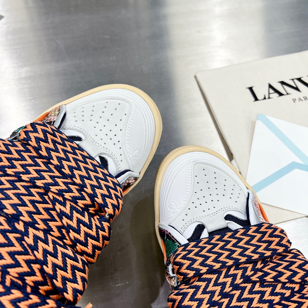LAN Curb Sneaker 17