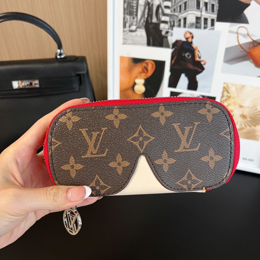 LV Glasses case