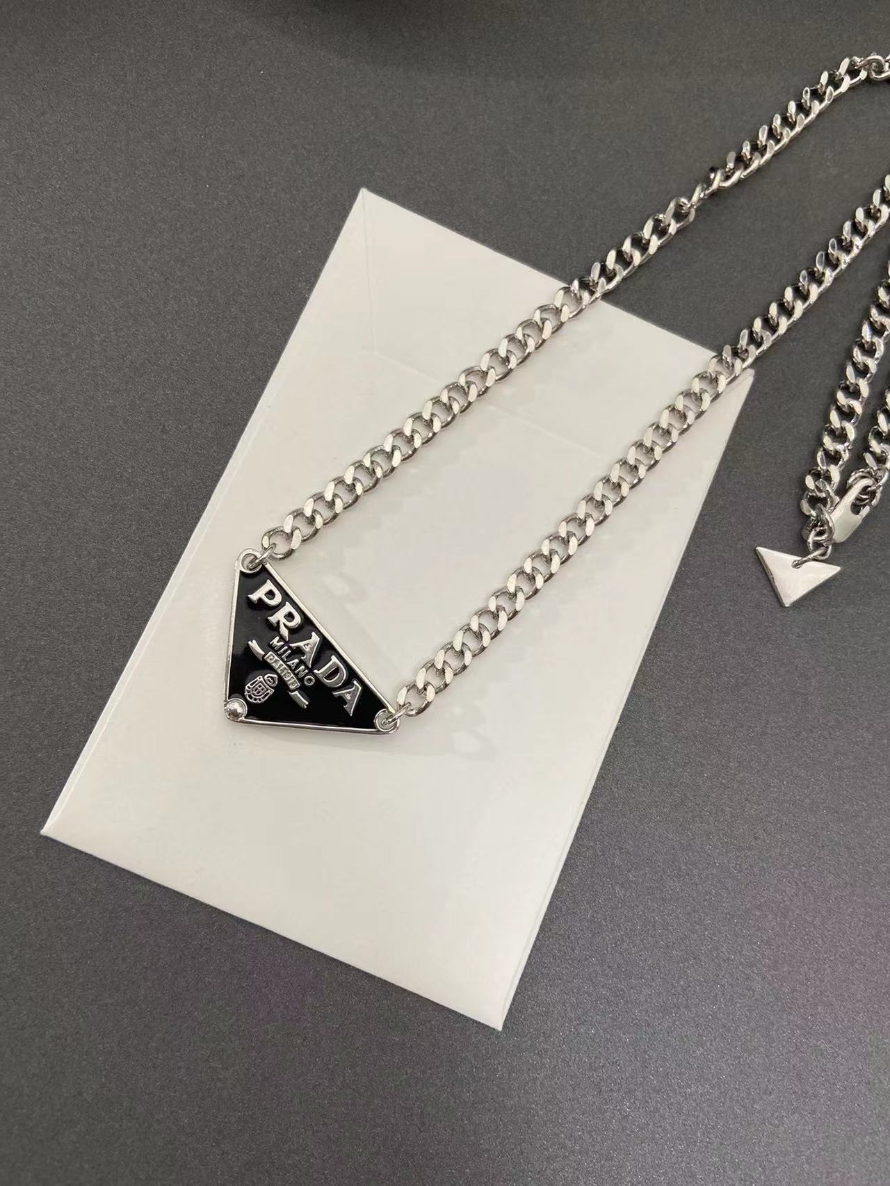 Classic Black Pendant Chains Necklace PPXL-9120004
